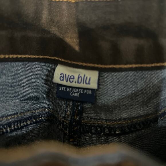 Girls Suede Y2K style pants - Picture 3 of 5